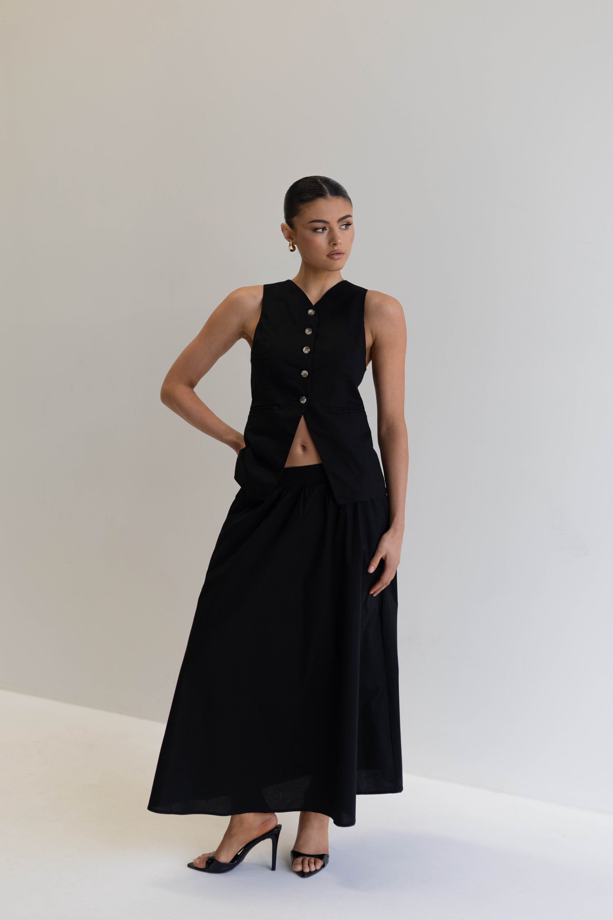 Daphne Skirt in Black